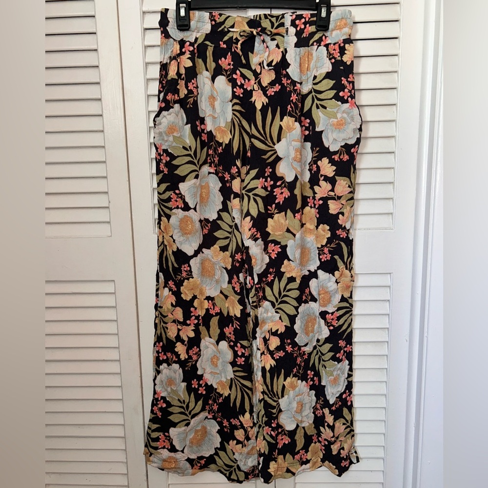 Billabong Black Floral Pants